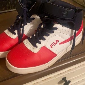 Fila unisex tennis shoes